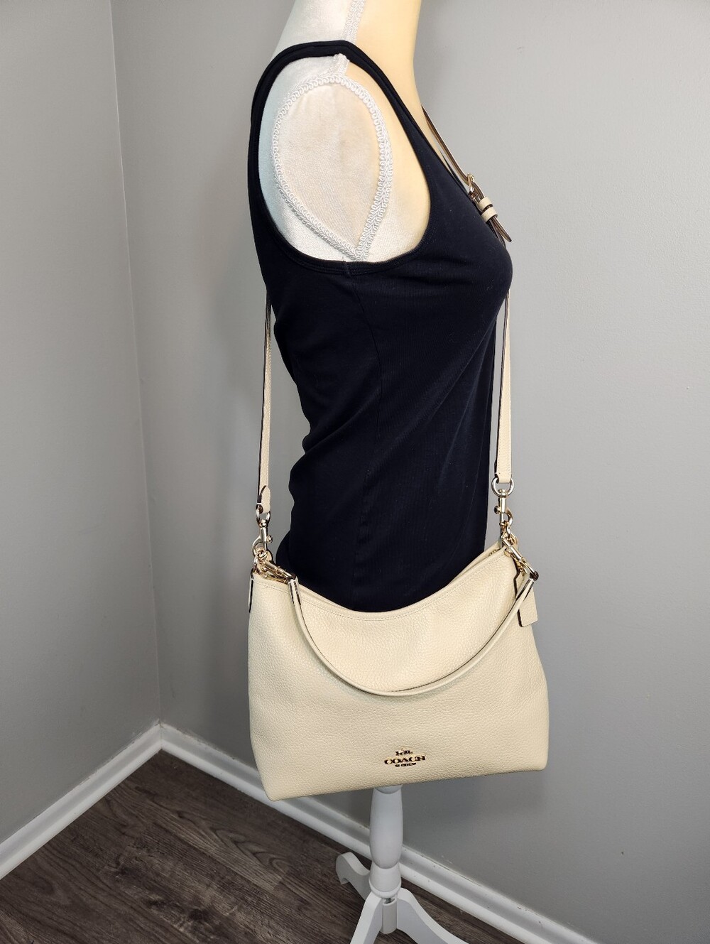 Coach Laurel Shoulder Crossbody Pebbled Medium Size Bag Classic